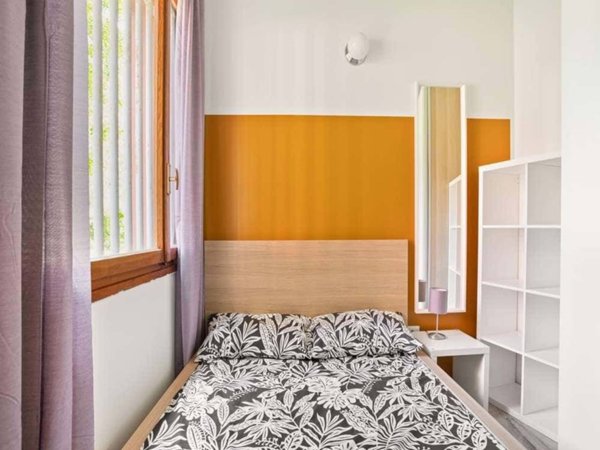 negozio in affitto a Milano in zona Forze Armate