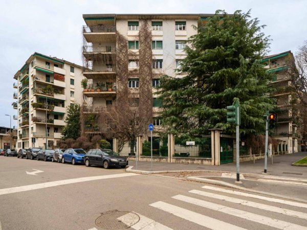 appartamento in affitto a Milano in zona Sempione