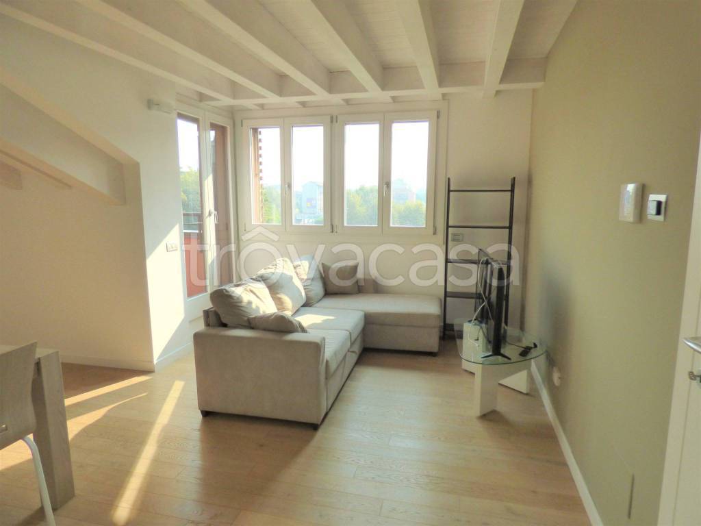 appartamento in affitto a Milano in zona Bocconi