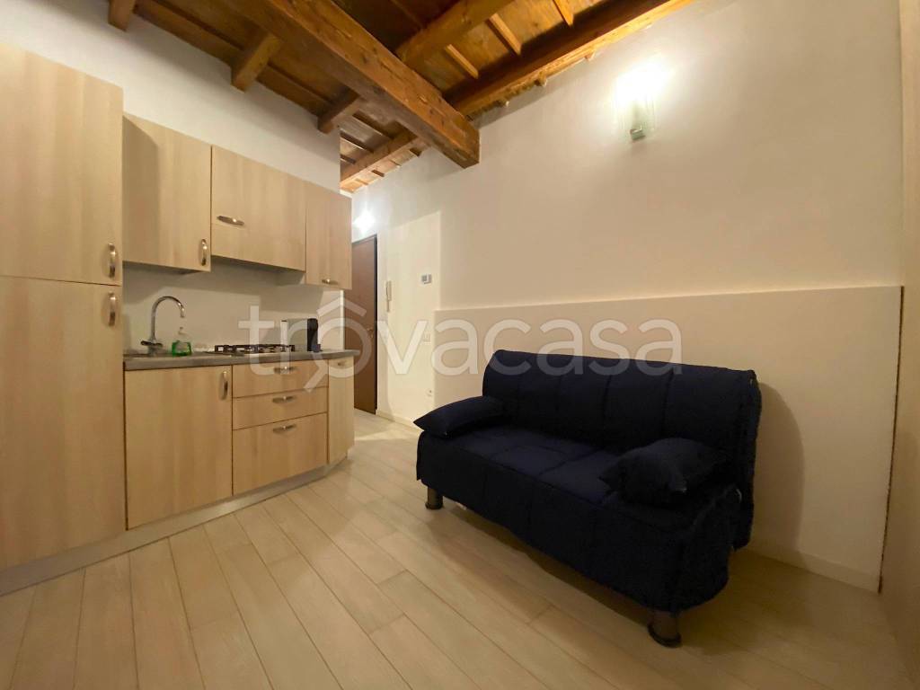 monolocale in affitto a Milano in zona Sant'Ambrogio