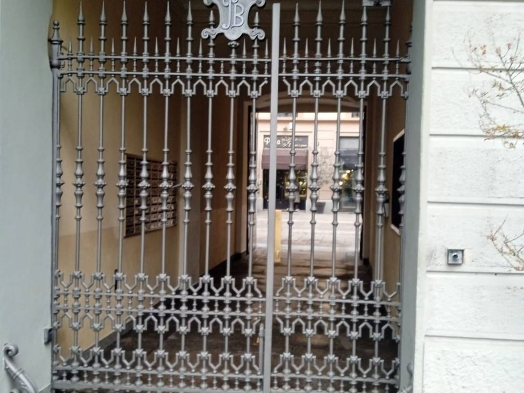 appartamento in affitto a Milano in zona Centro Direzionale