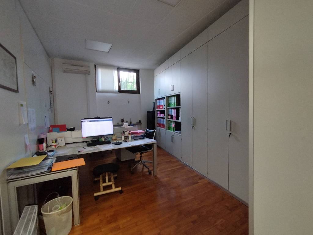 ufficio in affitto a Milano in zona Villapizzone