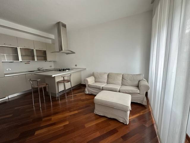 appartamento in affitto a Milano in zona Solari
