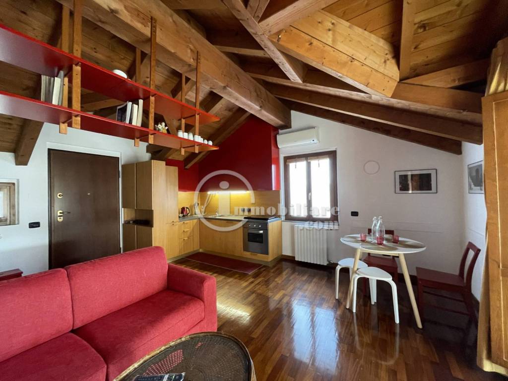 appartamento in affitto a Milano in zona Quinto Romano