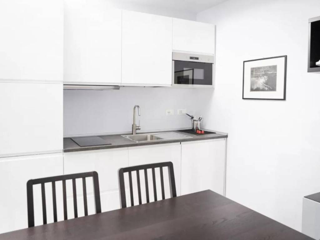 appartamento in affitto a Milano in zona Centro Direzionale
