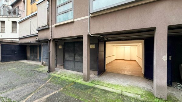 casa indipendente in affitto a Milano in zona Sempione