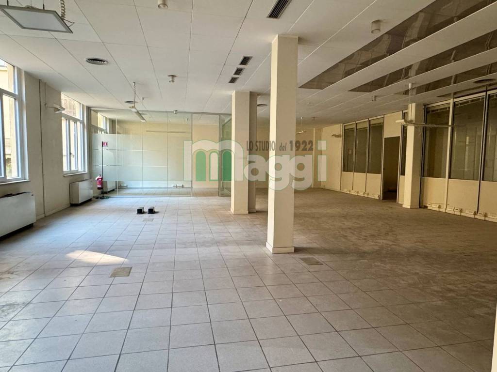 ufficio in affitto a Milano in zona Guastalla