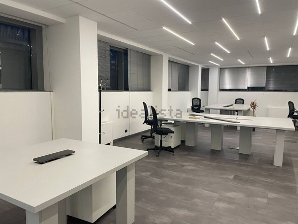 ufficio in affitto a Milano in zona Isola