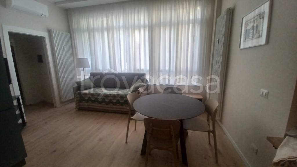 appartamento in affitto a Milano in zona Bocconi