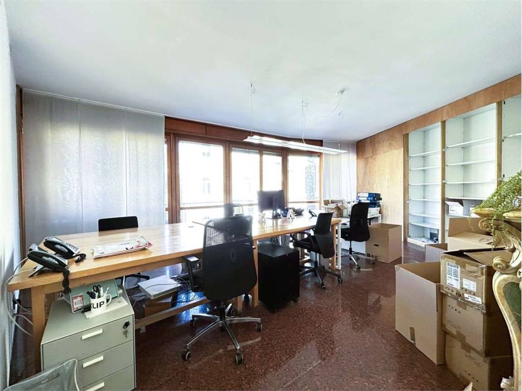 ufficio in affitto a Milano in zona Città Studi
