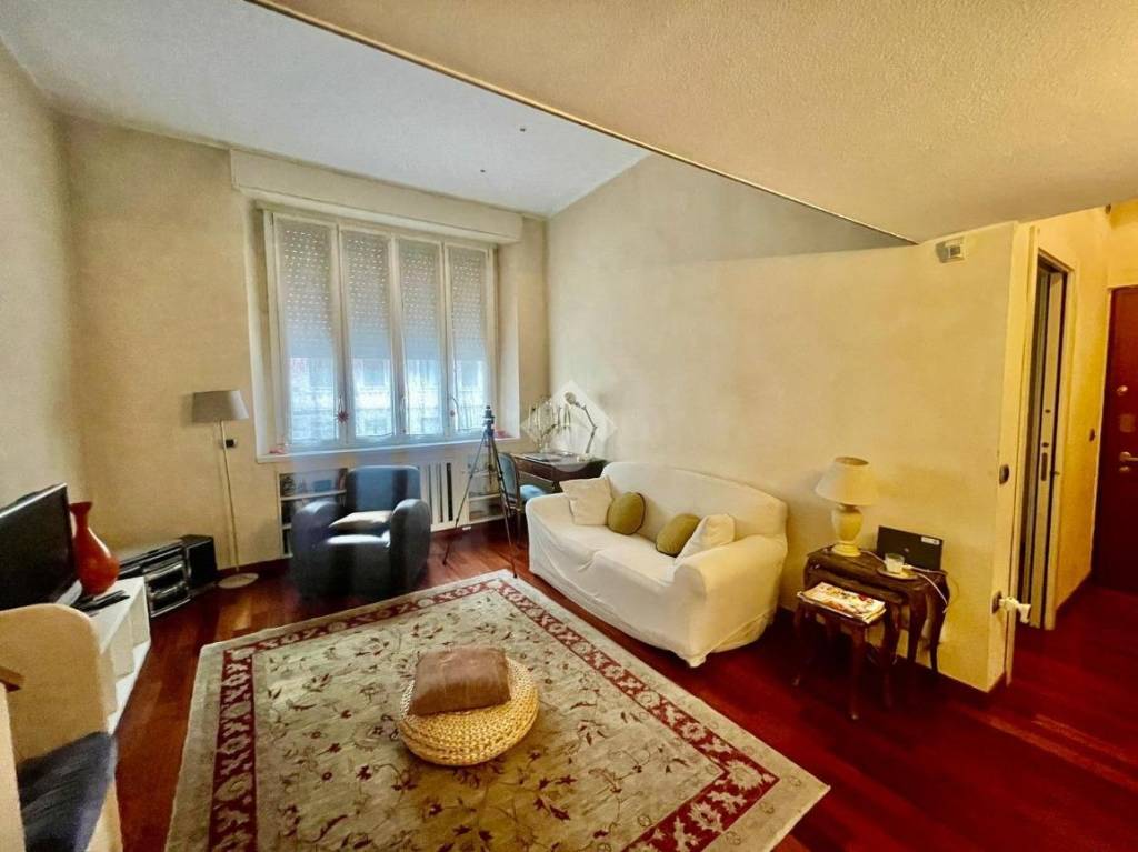 appartamento in affitto a Milano in zona Famagosta
