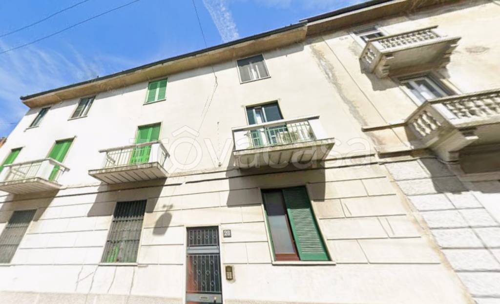 appartamento in affitto a Milano in zona Baggio