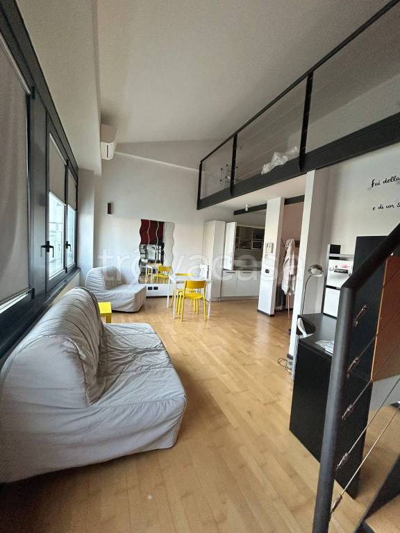 appartamento in affitto a Milano in zona Corvetto