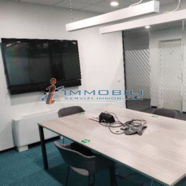 ufficio in affitto a Milano in zona Barona