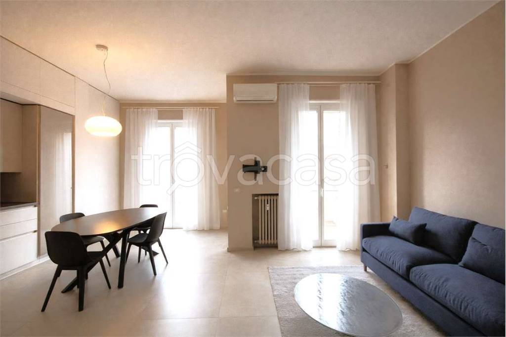 appartamento in affitto a Milano in zona Porta Nuova