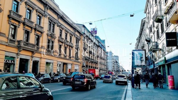 negozio in affitto a Milano