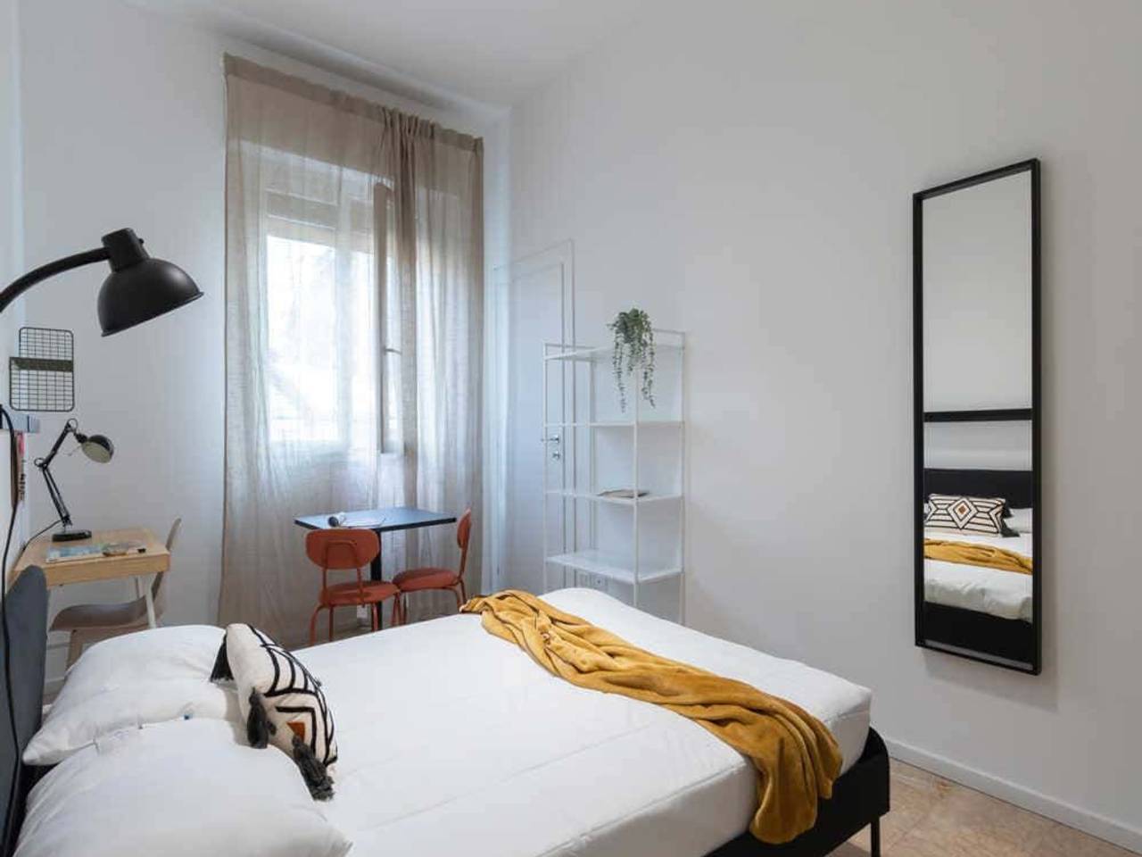 negozio in affitto a Milano in zona Affori