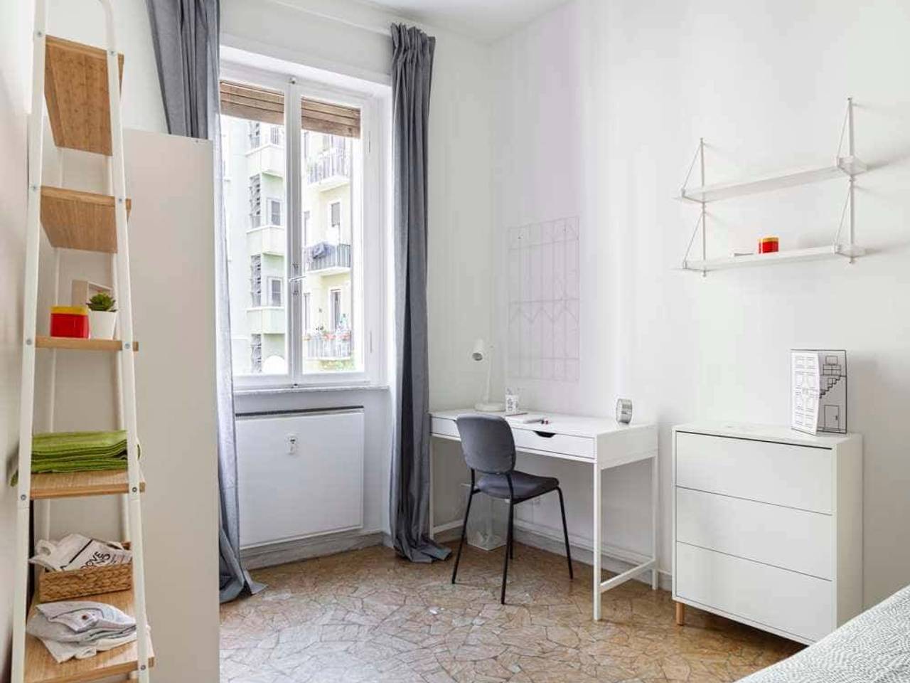 negozio in affitto a Milano in zona Conchetta