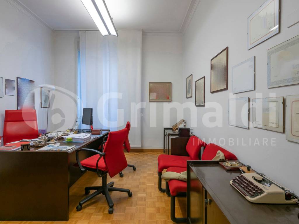 ufficio in affitto a Milano in zona Centro Direzionale