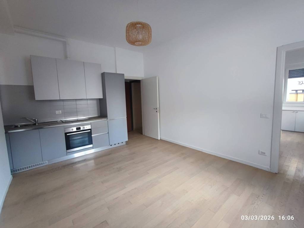appartamento in affitto a Milano in zona Centro Direzionale