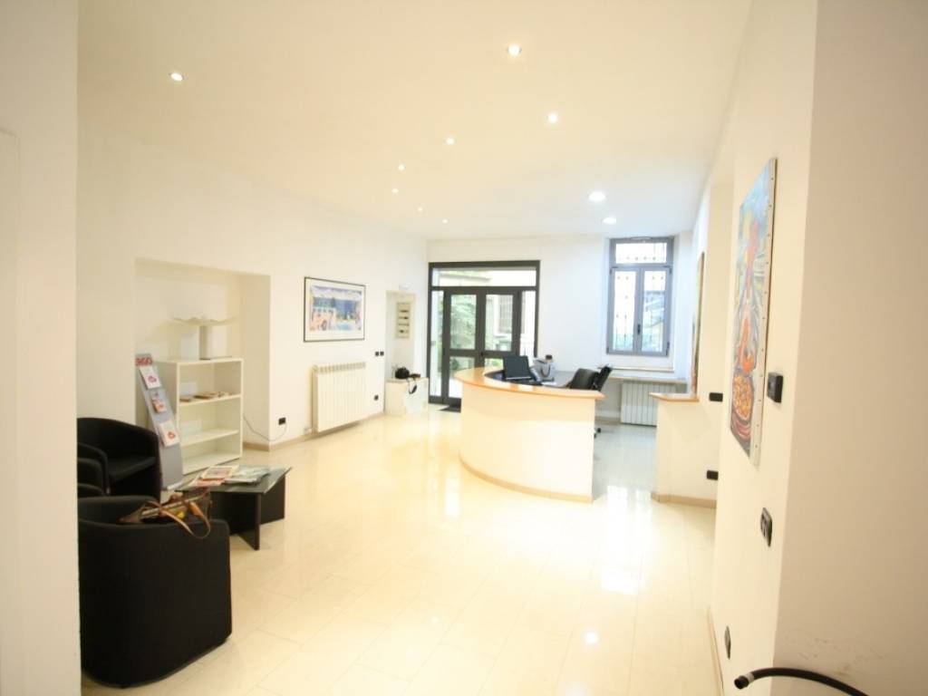 ufficio in affitto a Milano in zona Cagnola