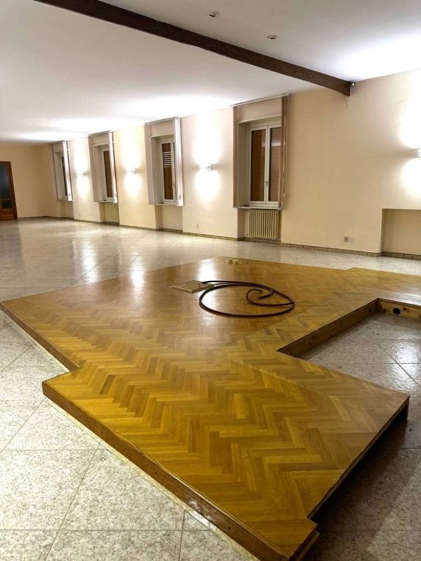 negozio in affitto a Milano