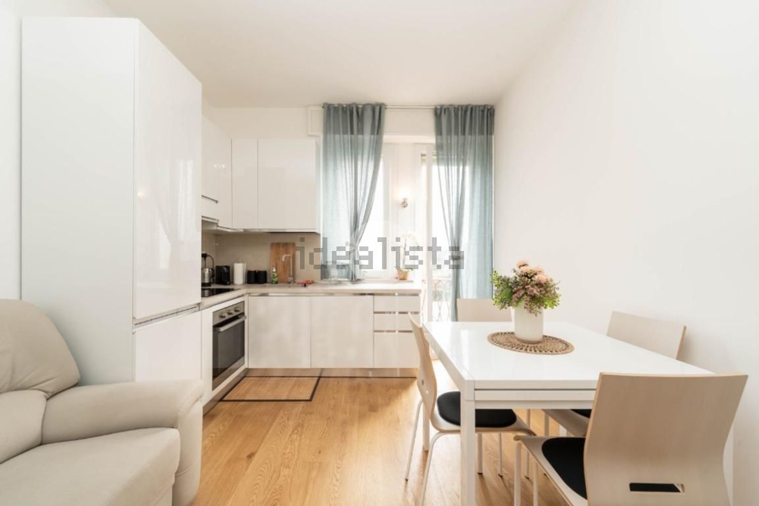 appartamento in affitto a Milano in zona Lorenteggio