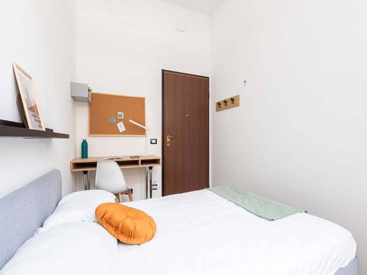 negozio in affitto a Milano in zona Bocconi