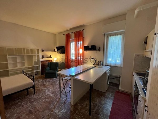 appartamento in affitto a Milano in zona Vigentino