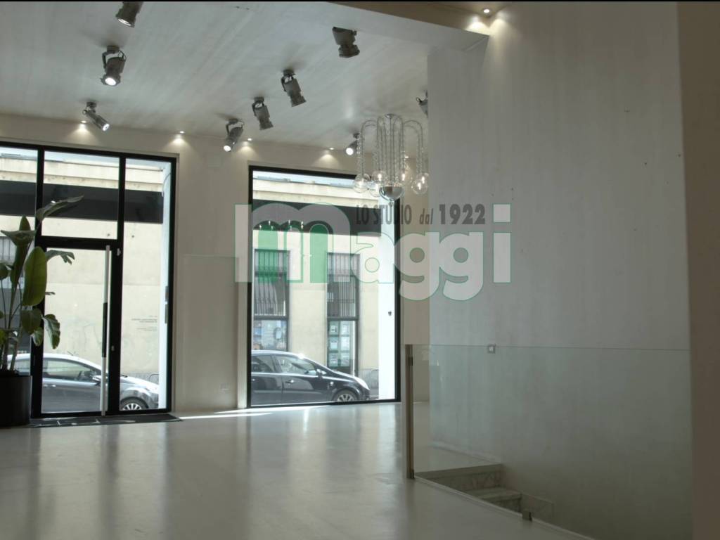 negozio in affitto a Milano