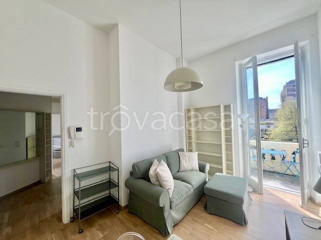 appartamento in affitto a Milano in zona Sempione