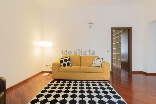 appartamento in affitto a Milano in zona Guastalla