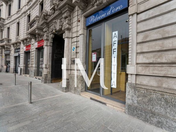 negozio in affitto a Milano in zona Centro Direzionale