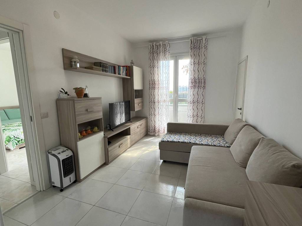 appartamento in affitto a Milano in zona Famagosta