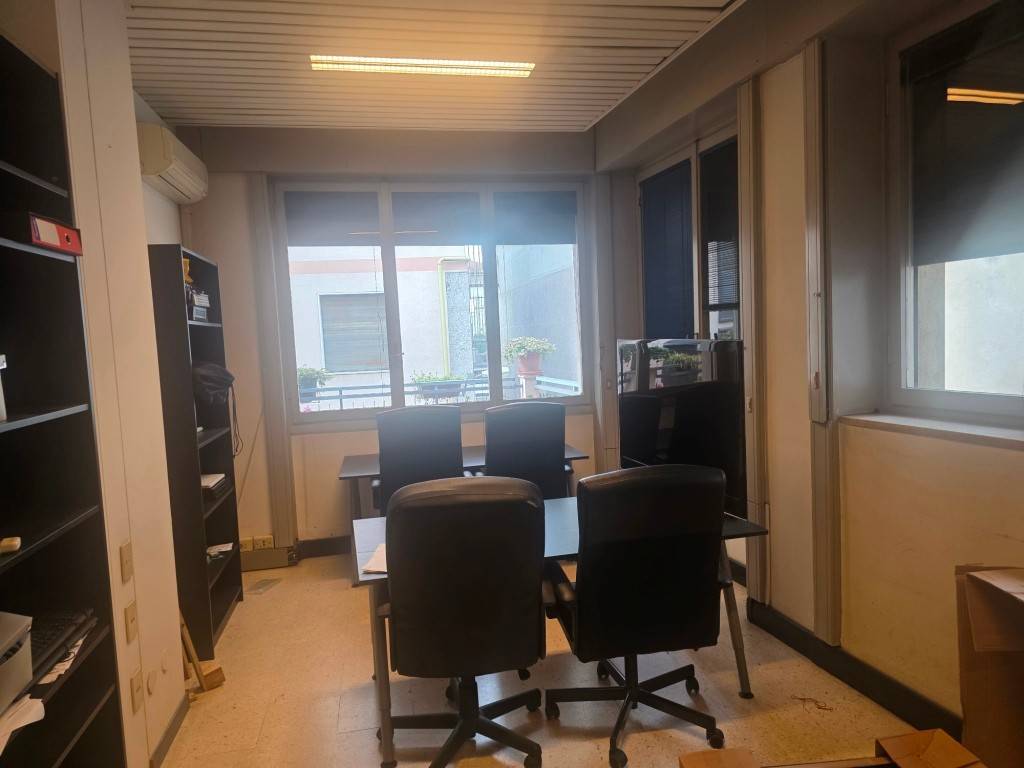 ufficio in affitto a Milano in zona Centro Direzionale