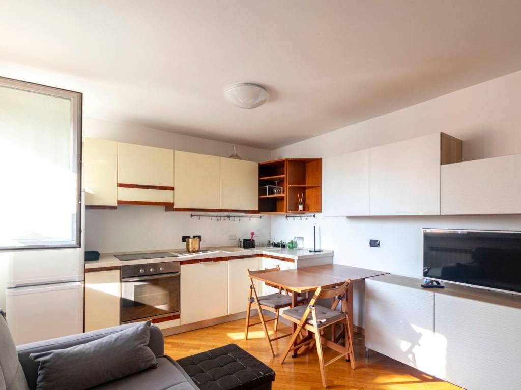 appartamento in affitto a Milano in zona Famagosta