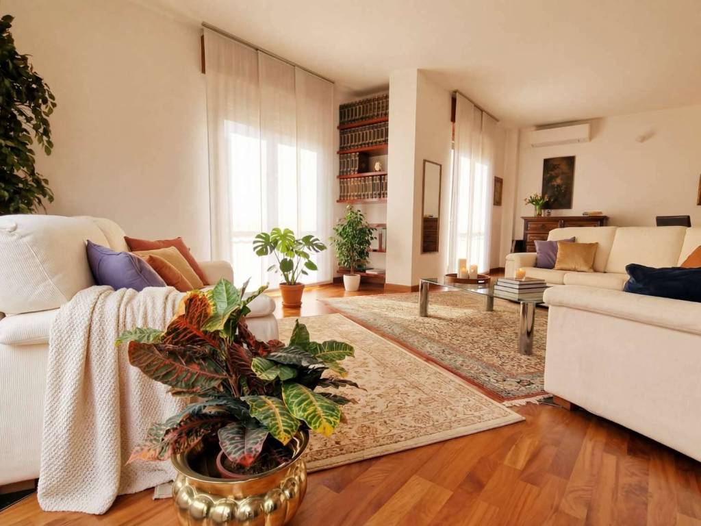 appartamento in affitto a Milano in zona Solari