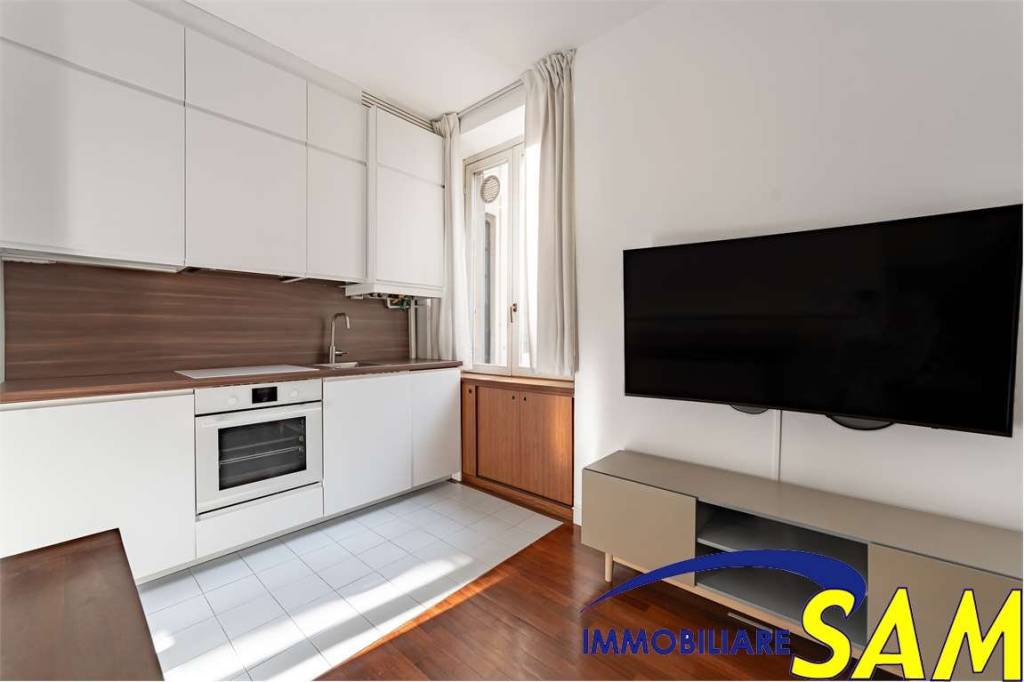 appartamento in affitto a Milano in zona Sant'Ambrogio