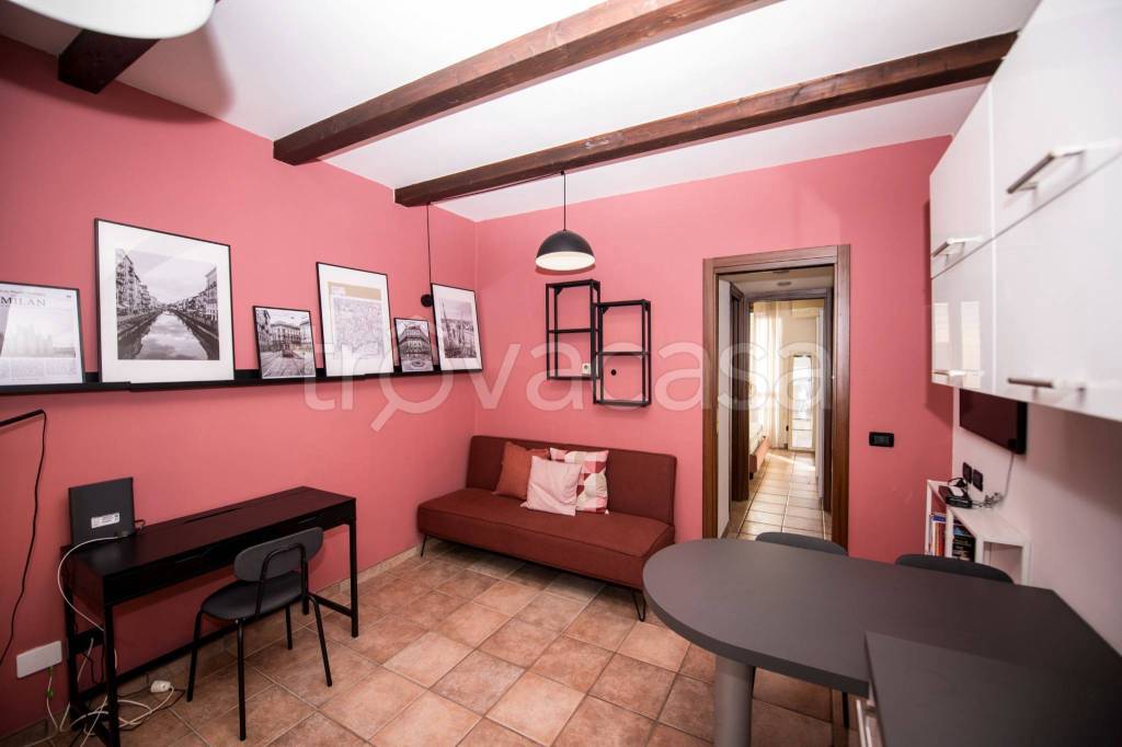appartamento in affitto a Milano in zona Porta Genova