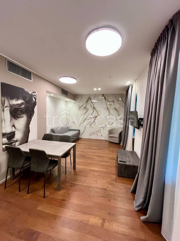 appartamento in affitto a Milano