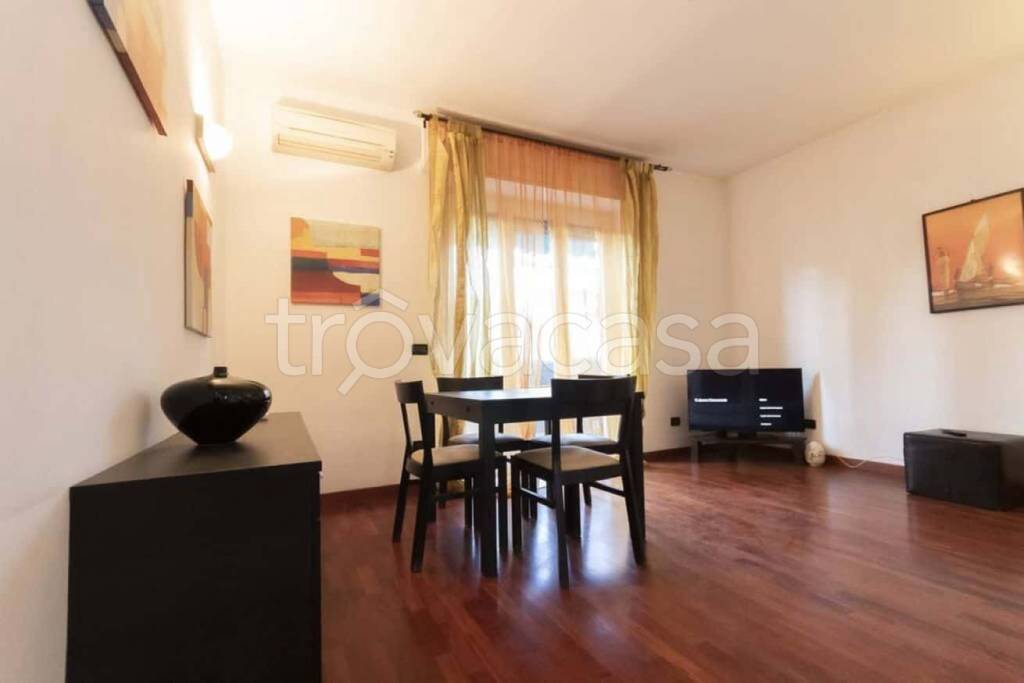 appartamento in affitto a Milano in zona Morivione