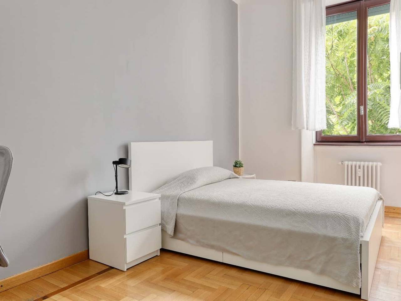 negozio in affitto a Milano in zona Centro Direzionale