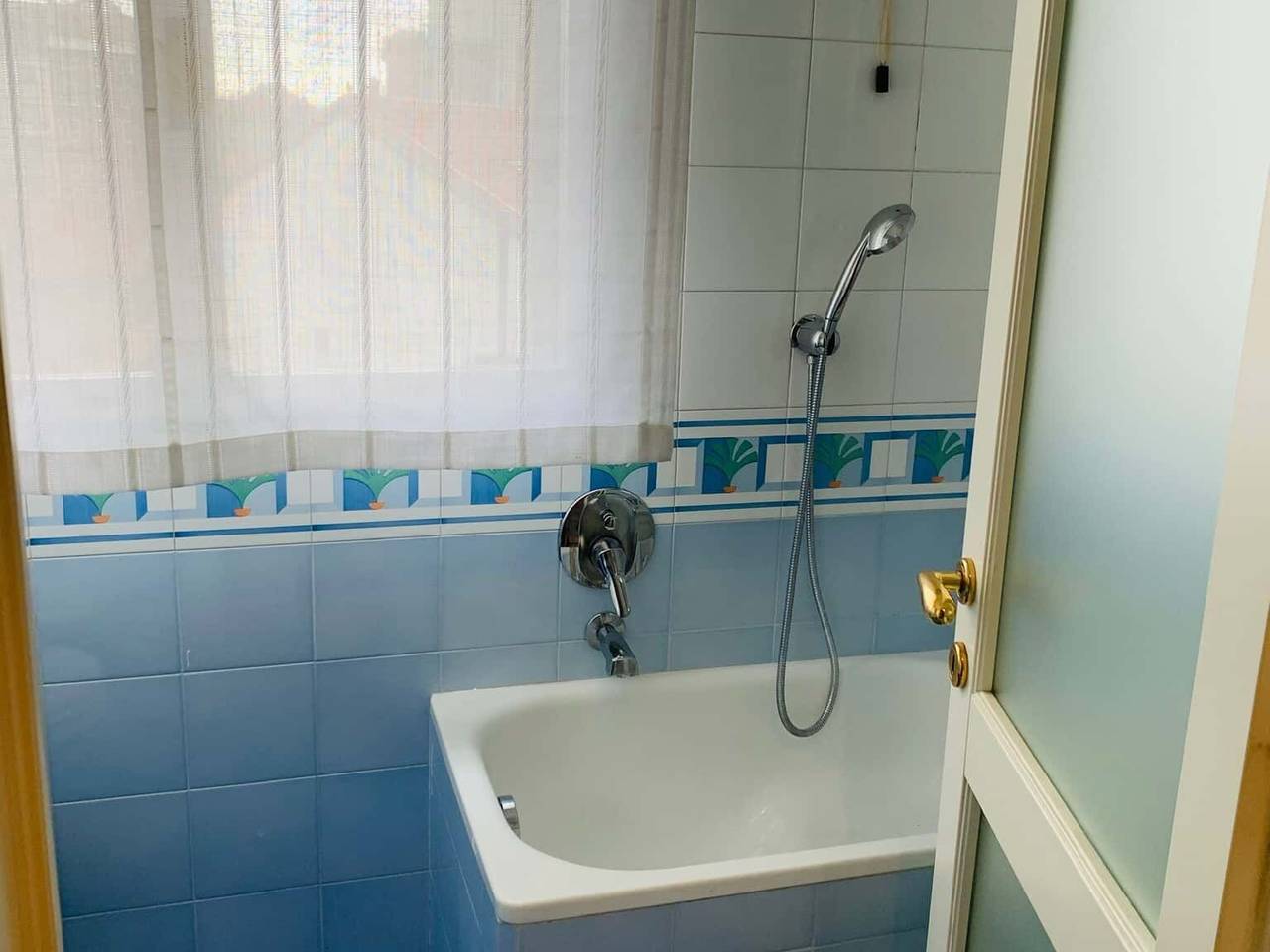 negozio in affitto a Milano