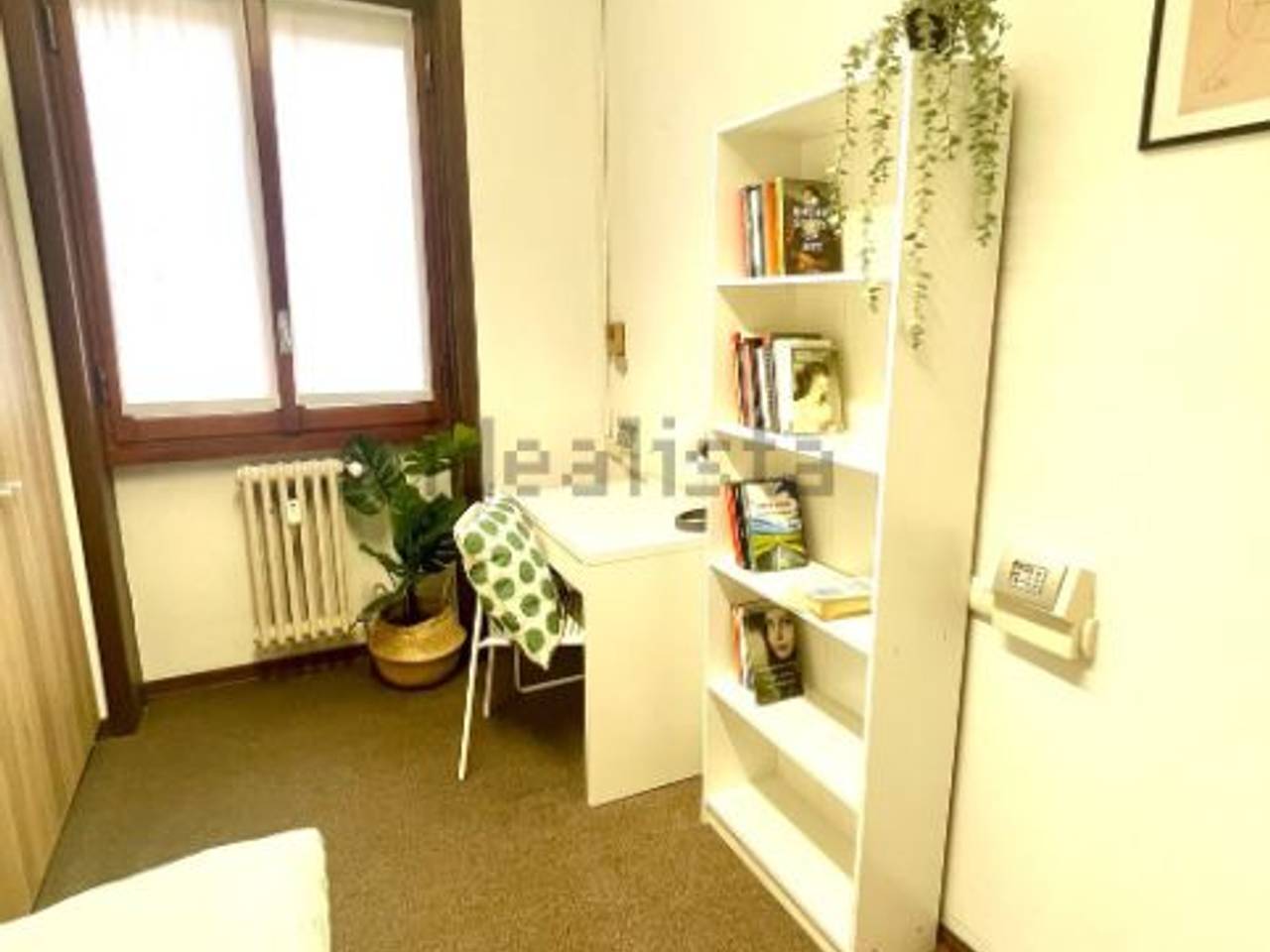 negozio in affitto a Milano in zona Bullona