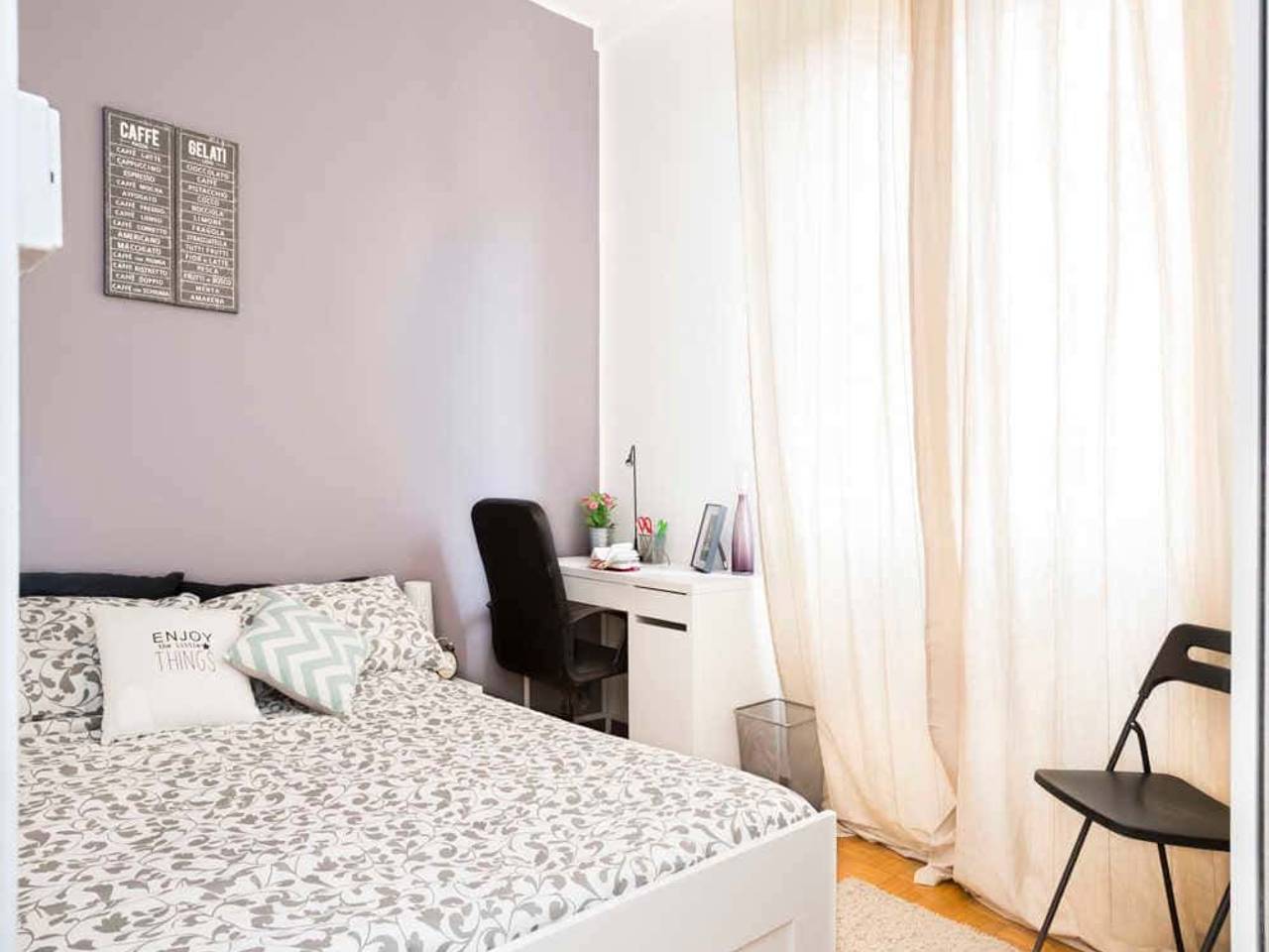 negozio in affitto a Milano in zona Lorenteggio