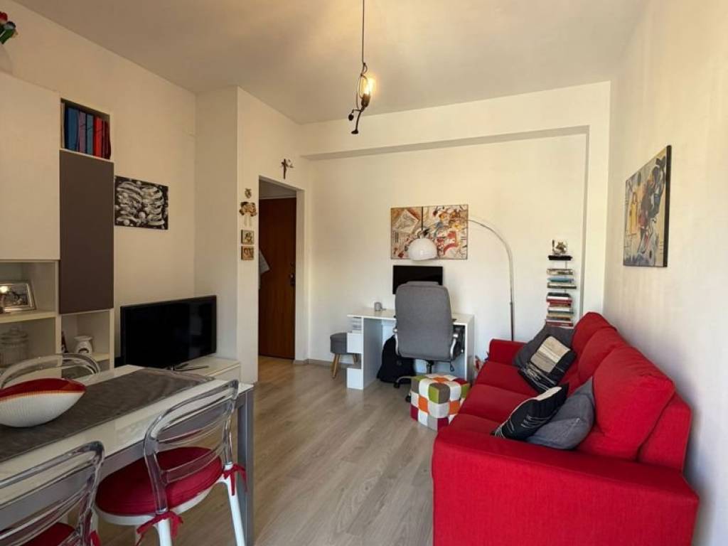 appartamento in affitto a Milano in zona Lorenteggio