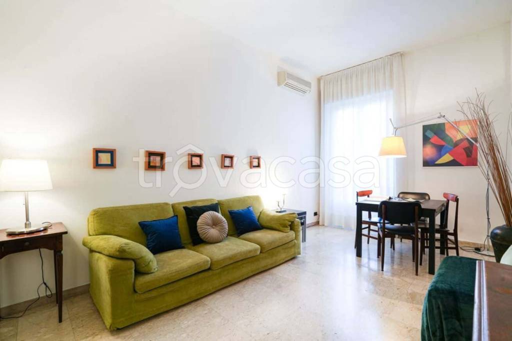 appartamento in affitto a Milano in zona Guastalla