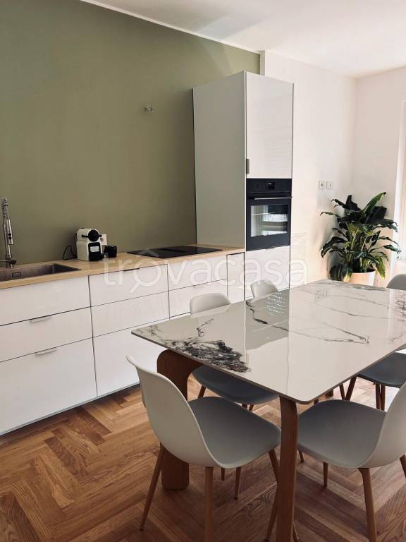 appartamento in affitto a Milano in zona Sempione