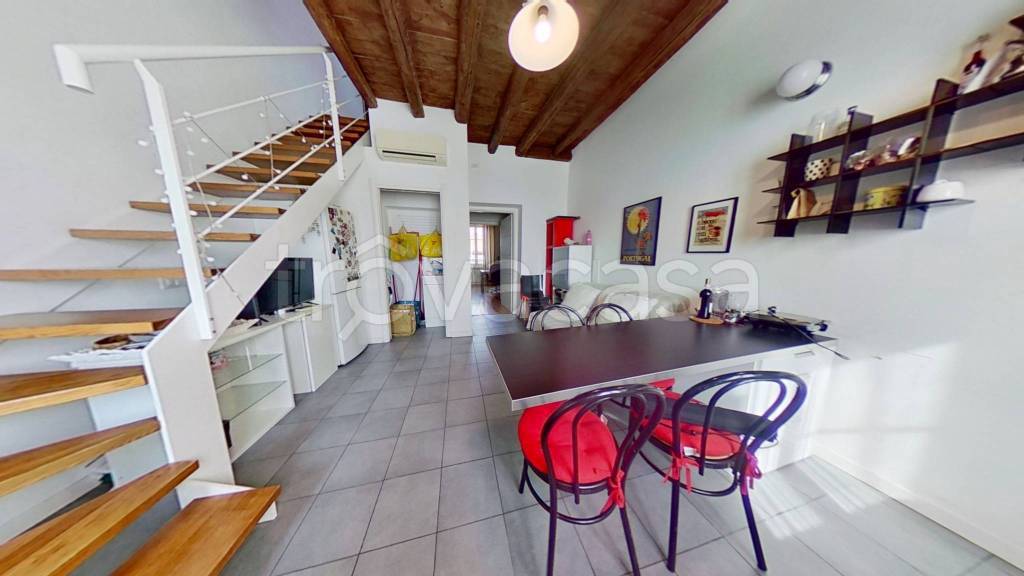 appartamento in affitto a Milano in zona Porta Genova