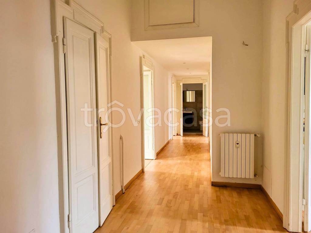 appartamento in affitto a Milano in zona Cadorna